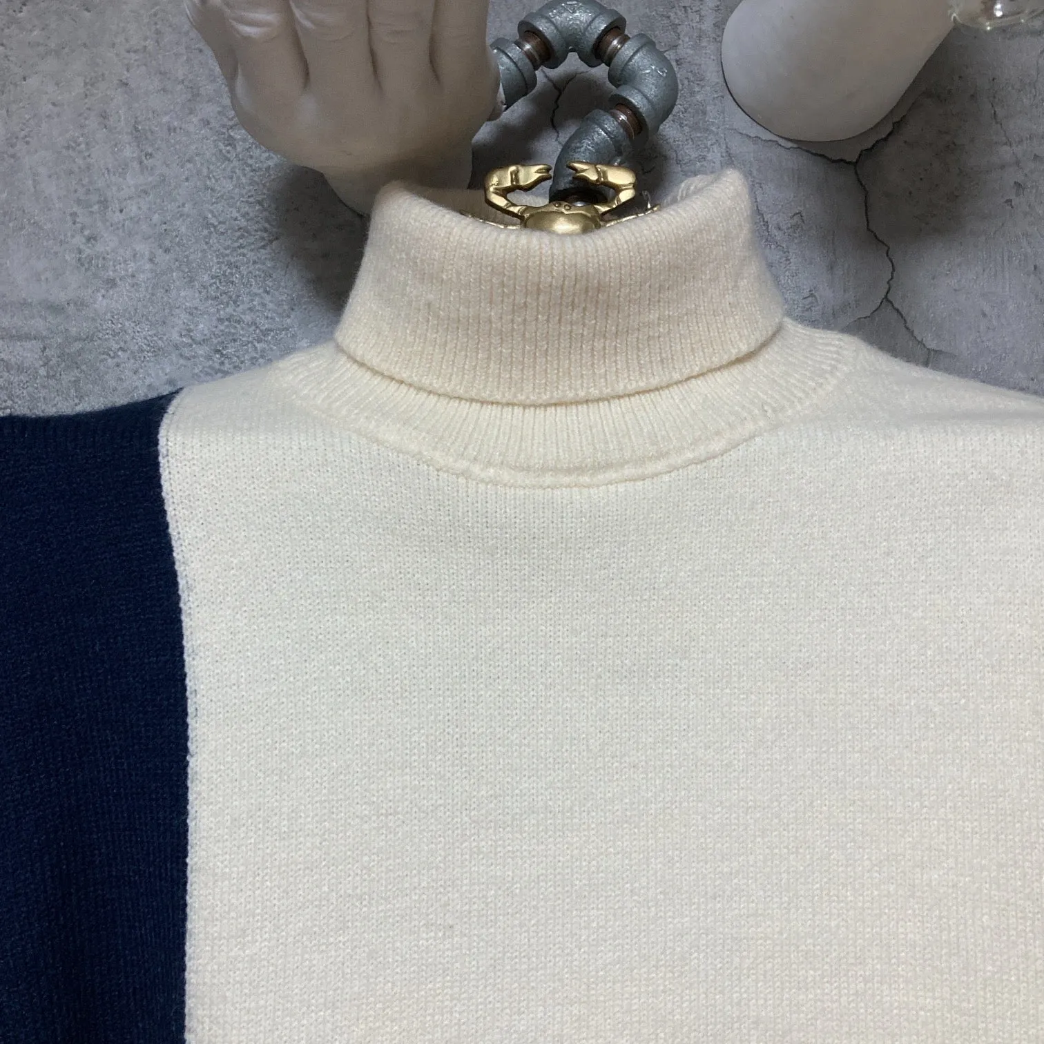 asymmetry design turtleneck knit top navy white gray
