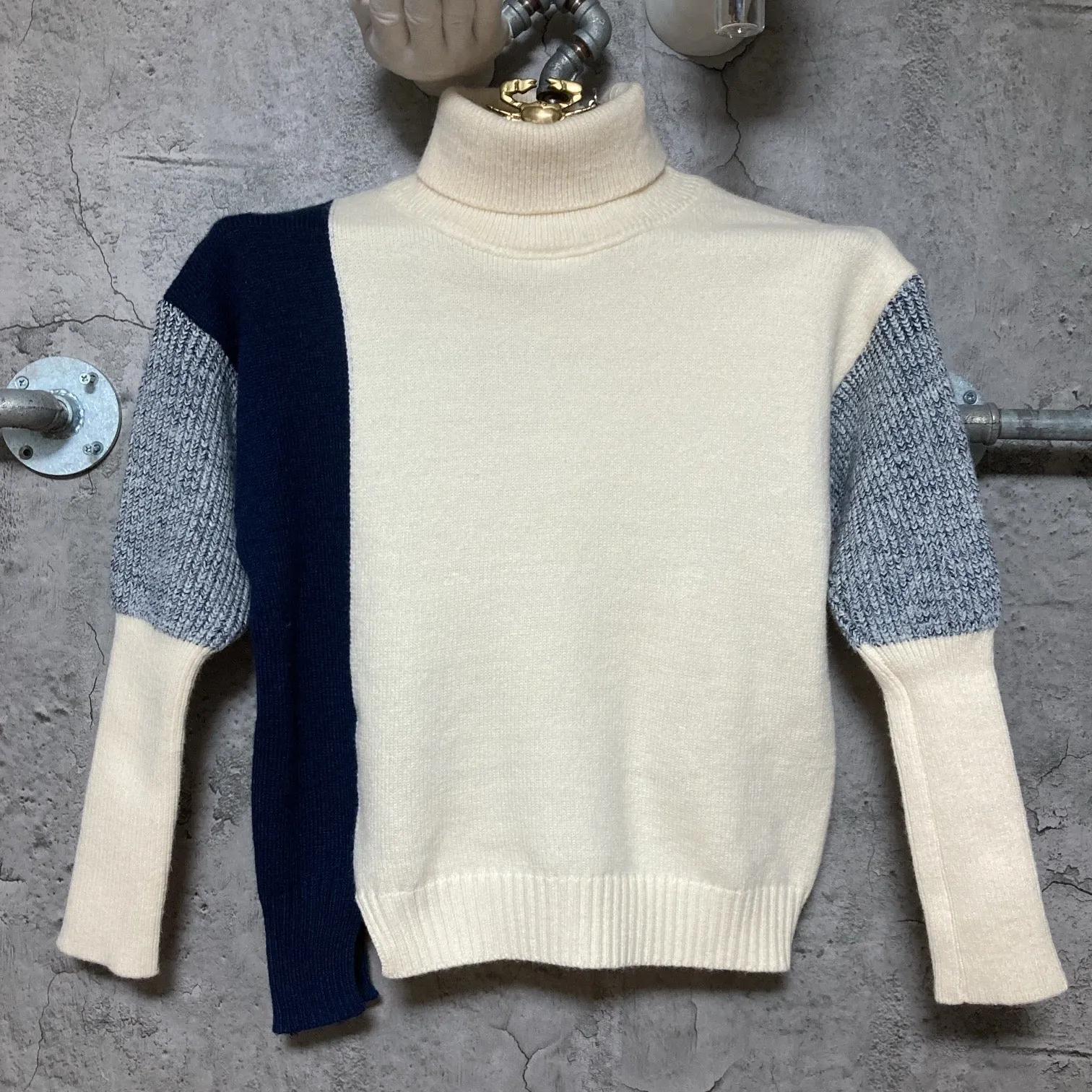 asymmetry design turtleneck knit top navy white gray