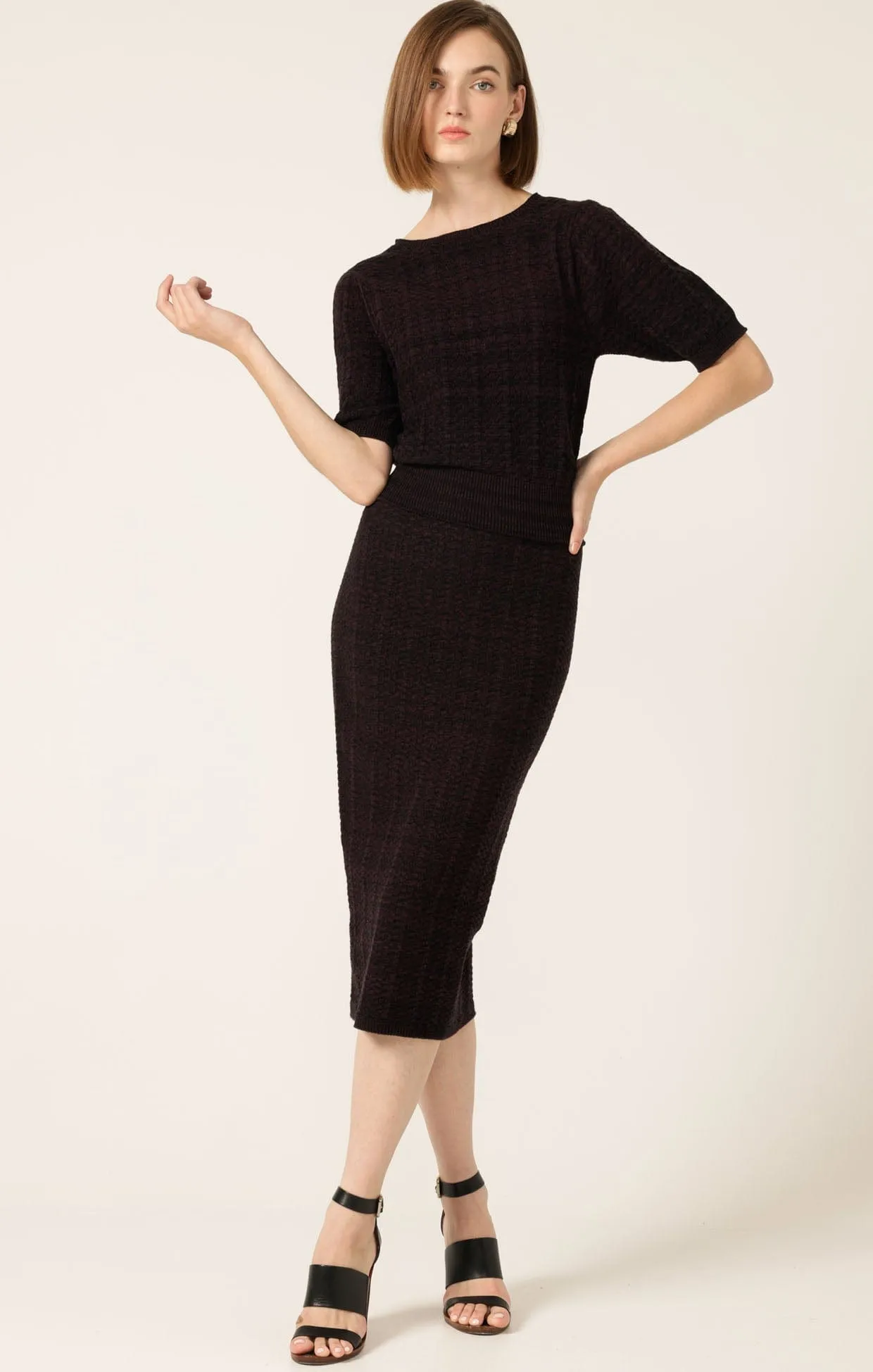 CHEVRON KNIT PENCIL SKIRT IN SANGRIA BLACK