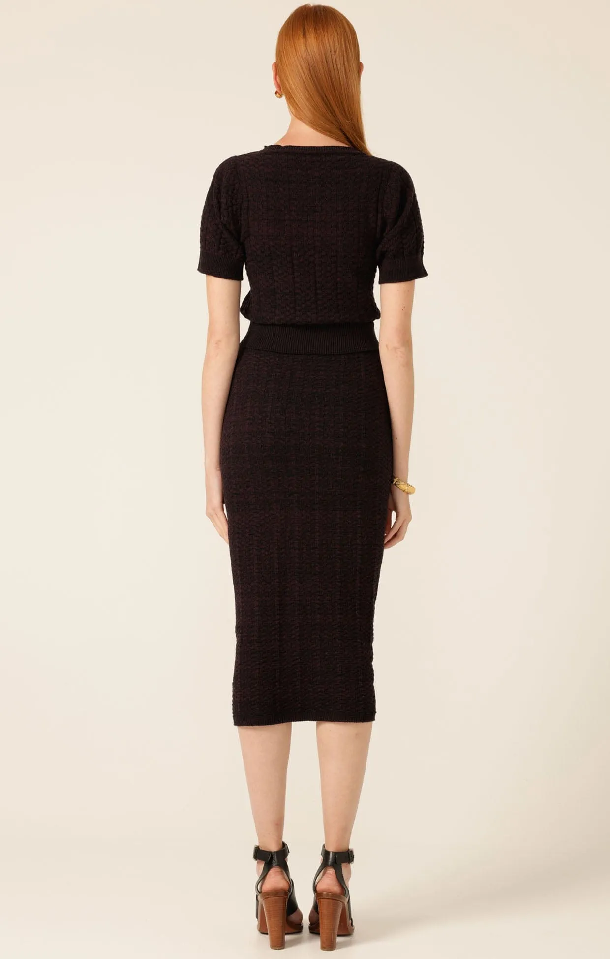 CHEVRON KNIT PENCIL SKIRT IN SANGRIA BLACK