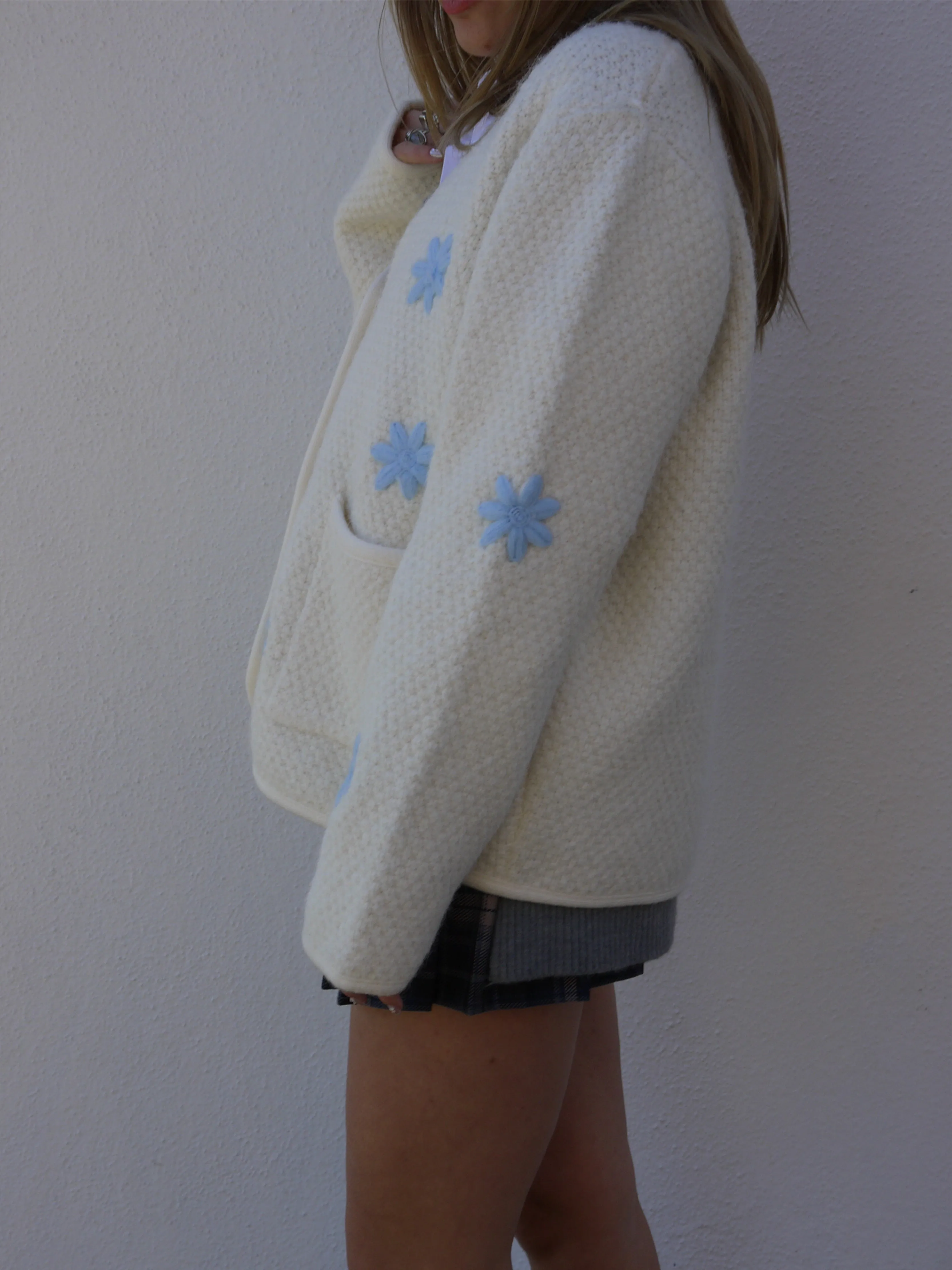 floral 3 button cardigan