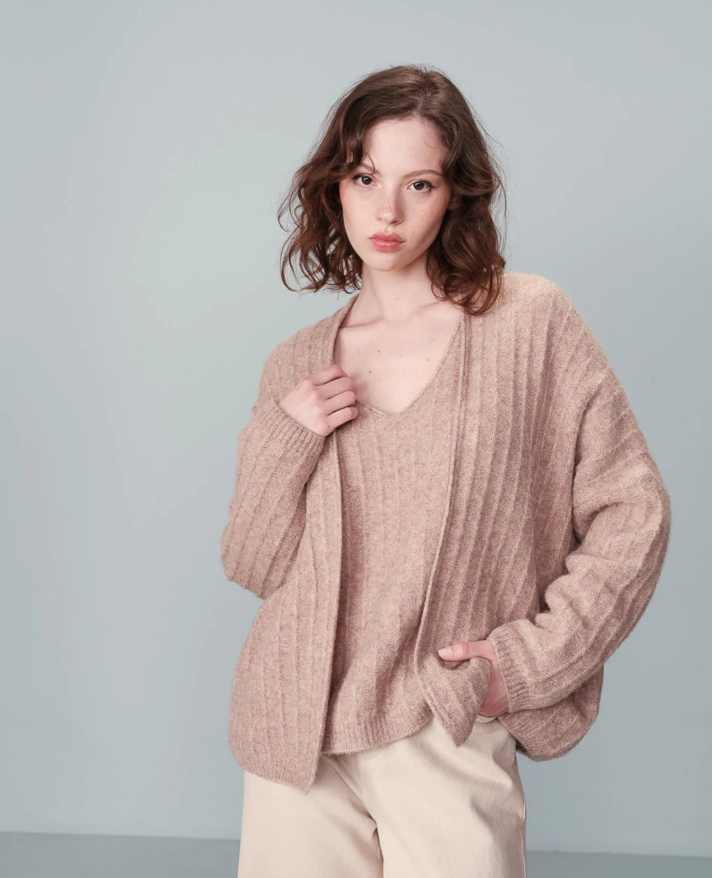Nando Cardigan in Taupe