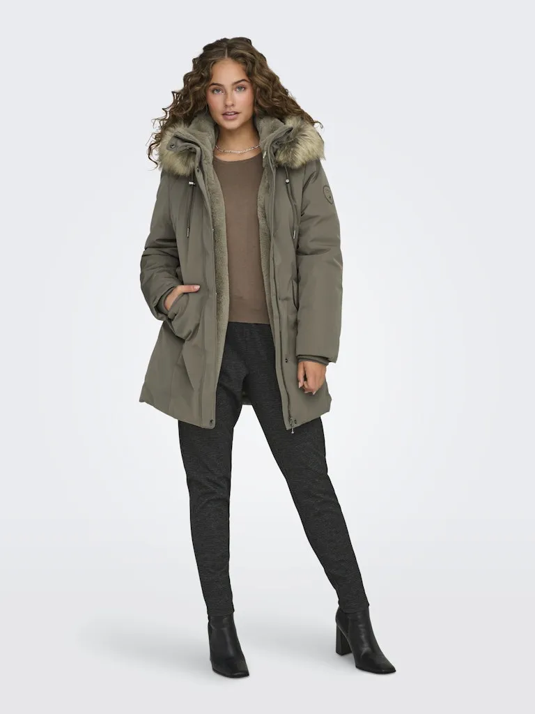 Only / Damen-Mäntel / ONLNEWPRISKA PARKA CC OTW