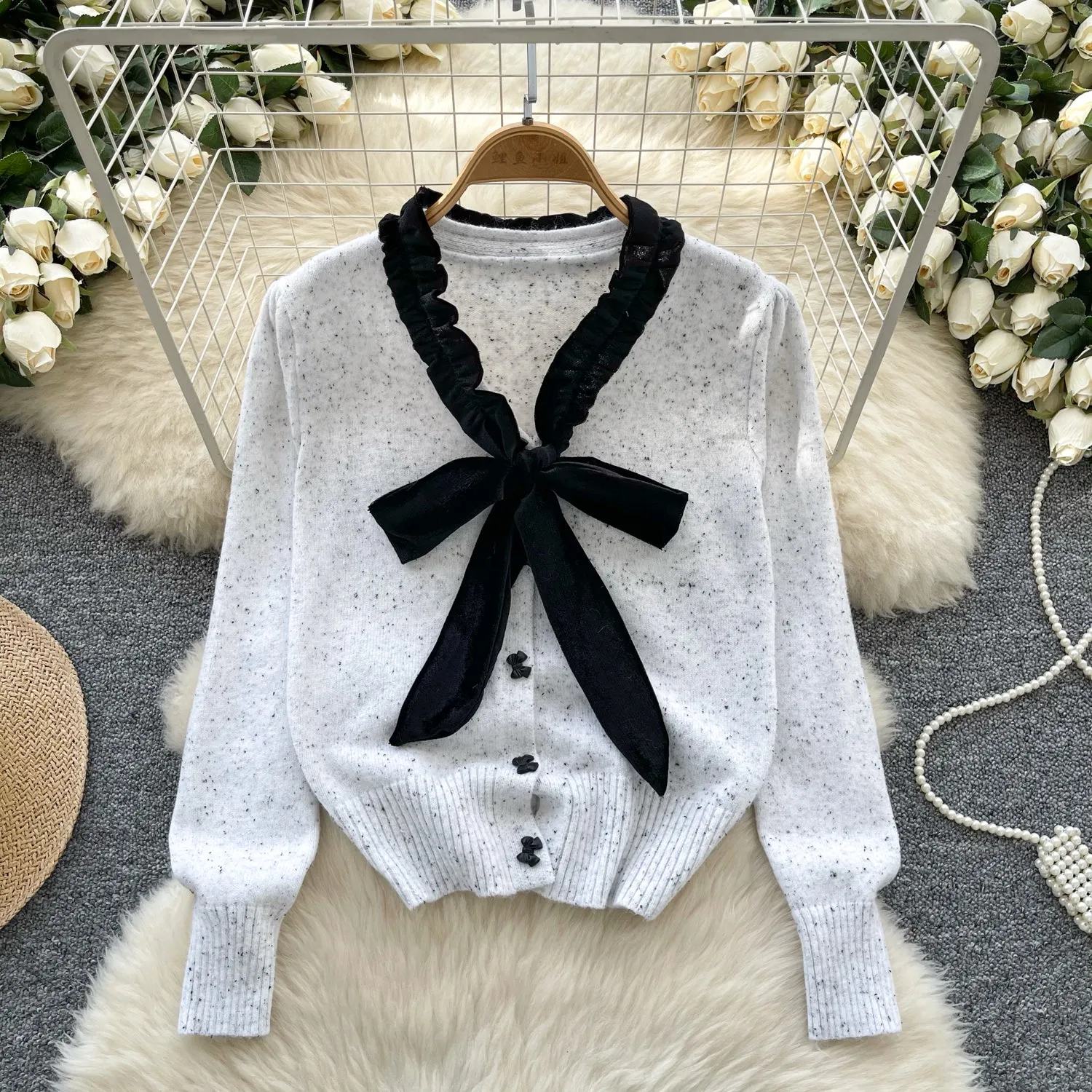 Ruffled Black Bow Single-breasted Knitwear