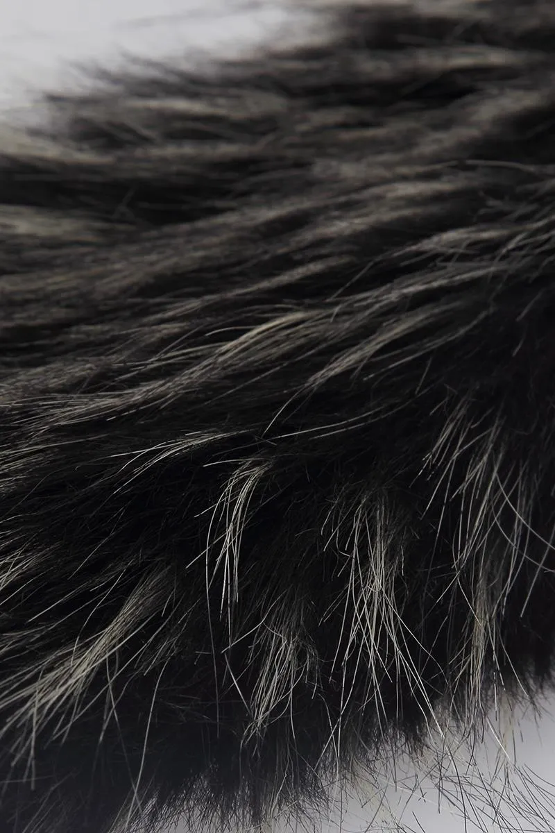 Short Faux Fur Collar
