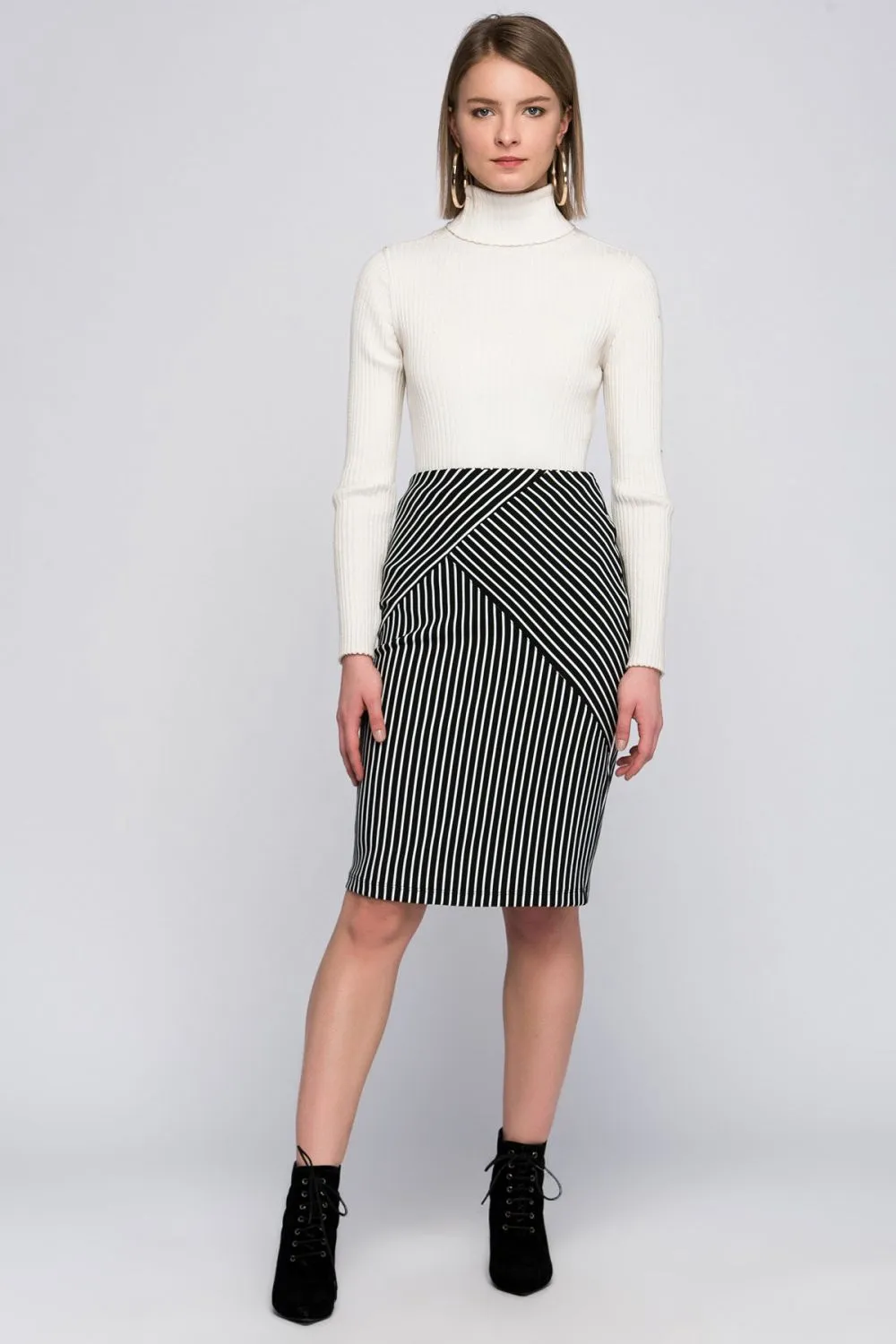 SNS Sense Black and White Striped Pencil Skirt - El Dorado