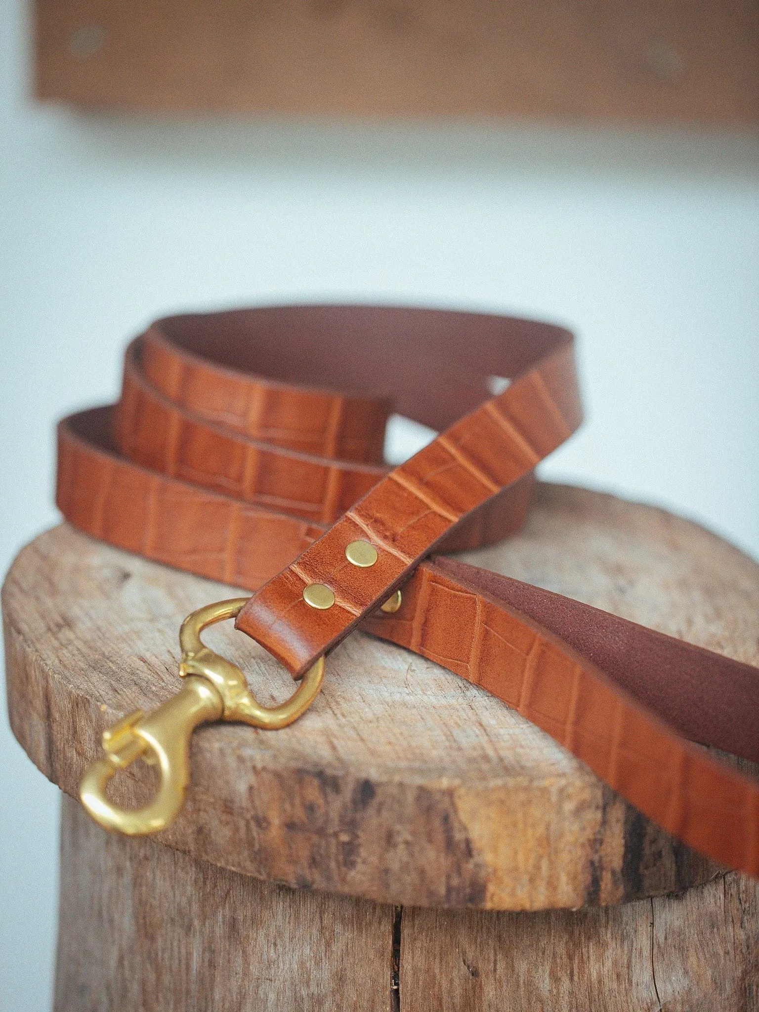 Wide Dog Leash 25mm - Croc Print - Tan