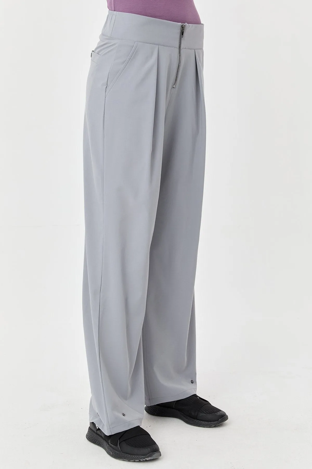 Women's Thın Lycra Woven Lıghtweıght Trousers
