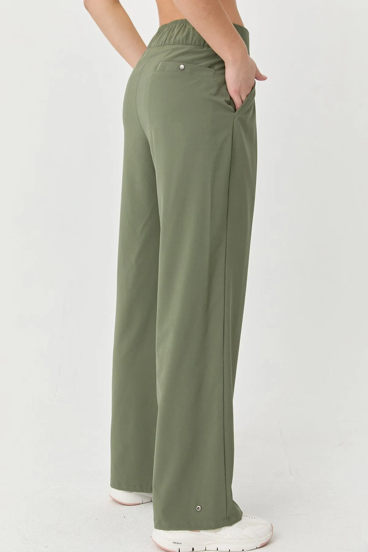 Women's Thın Lycra Woven Lıghtweıght Trousers