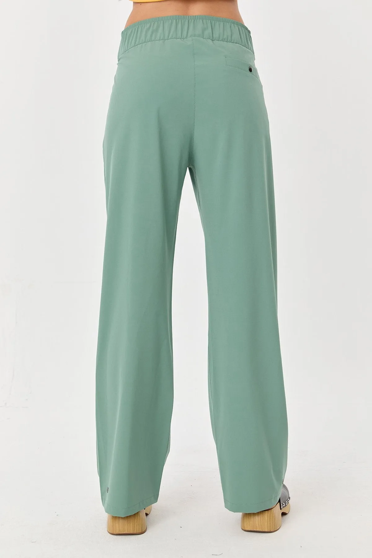 Women's Thın Lycra Woven Lıghtweıght Trousers