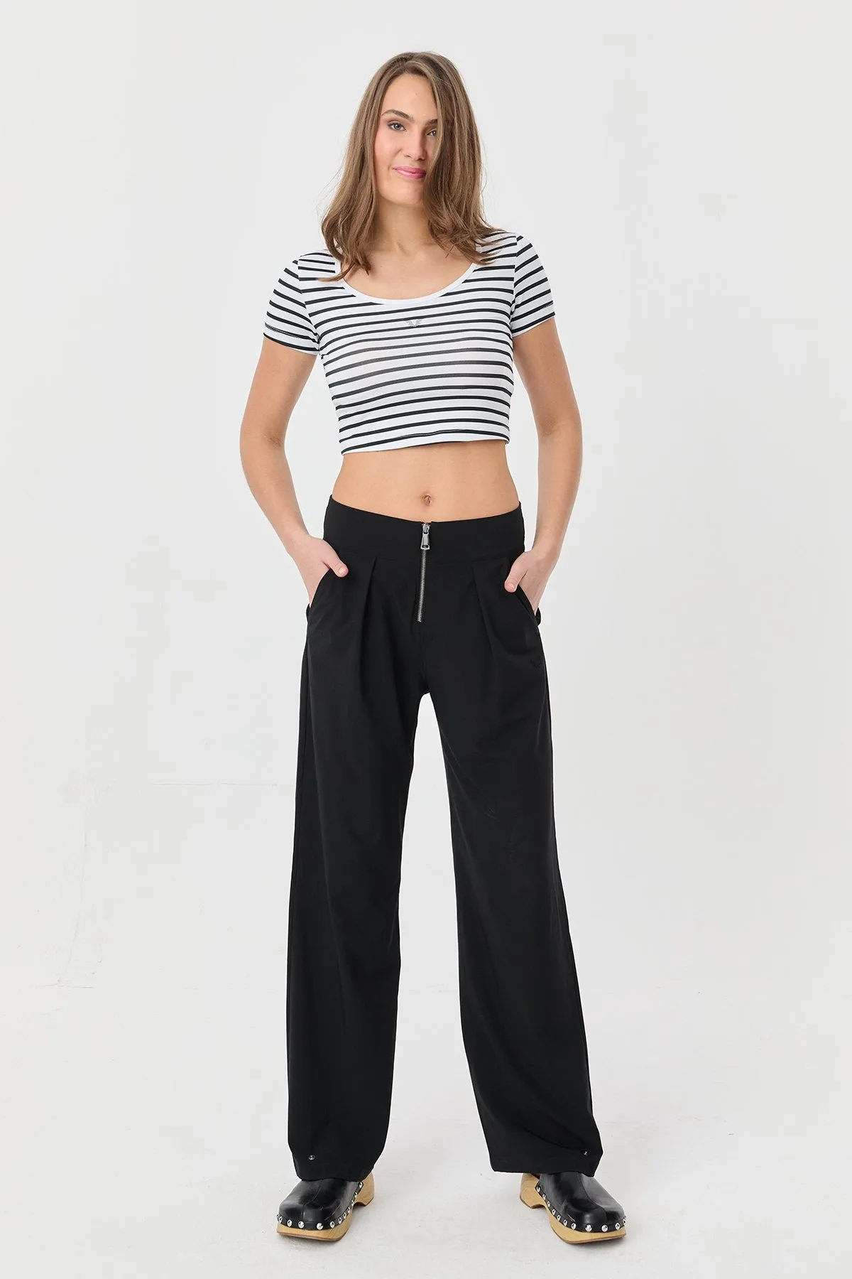 Women's Thın Lycra Woven Lıghtweıght Trousers