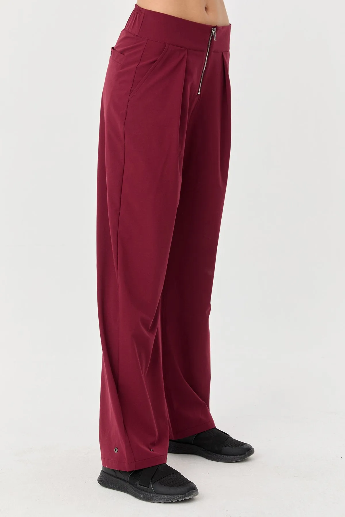 Women's Thın Lycra Woven Lıghtweıght Trousers