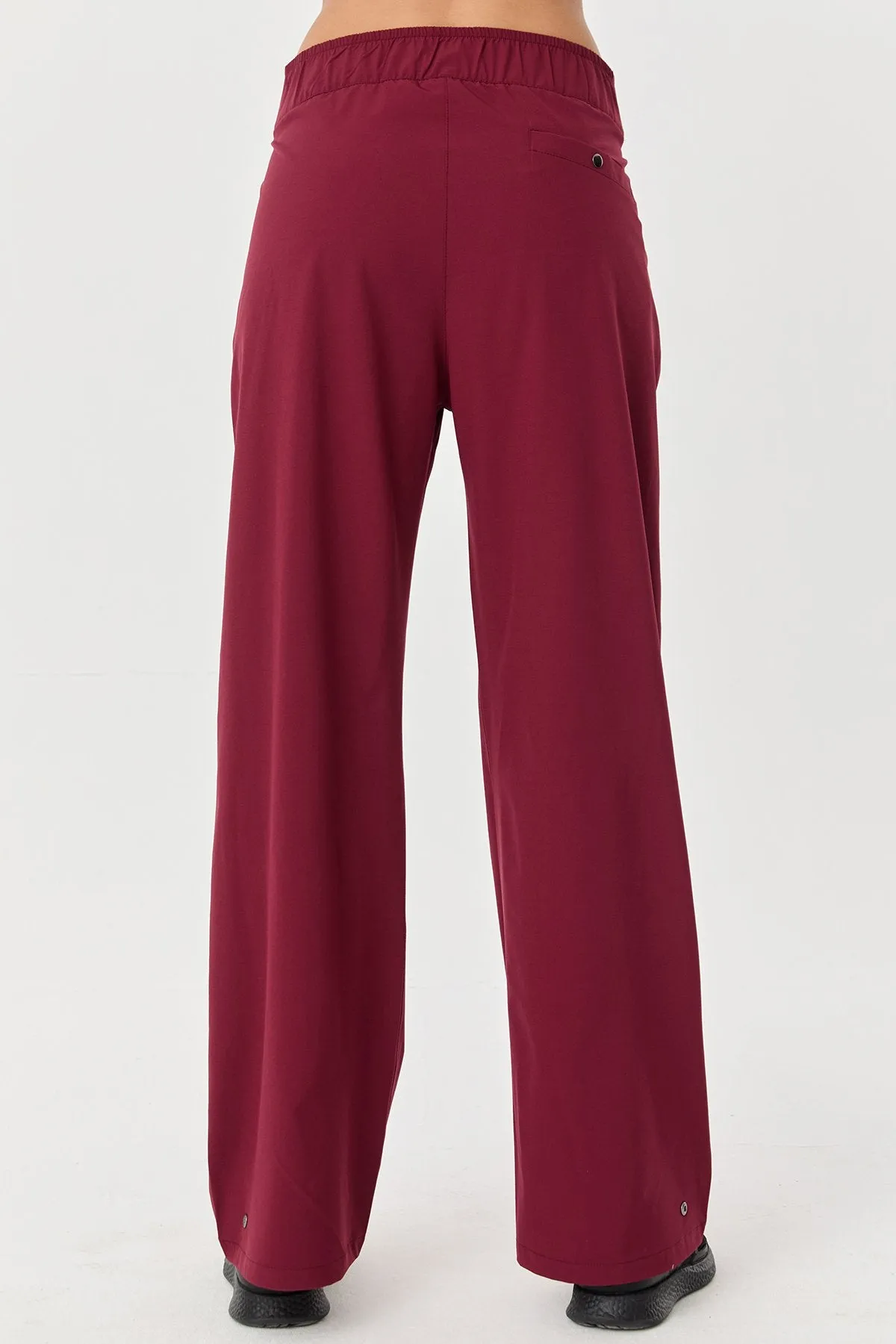 Women's Thın Lycra Woven Lıghtweıght Trousers
