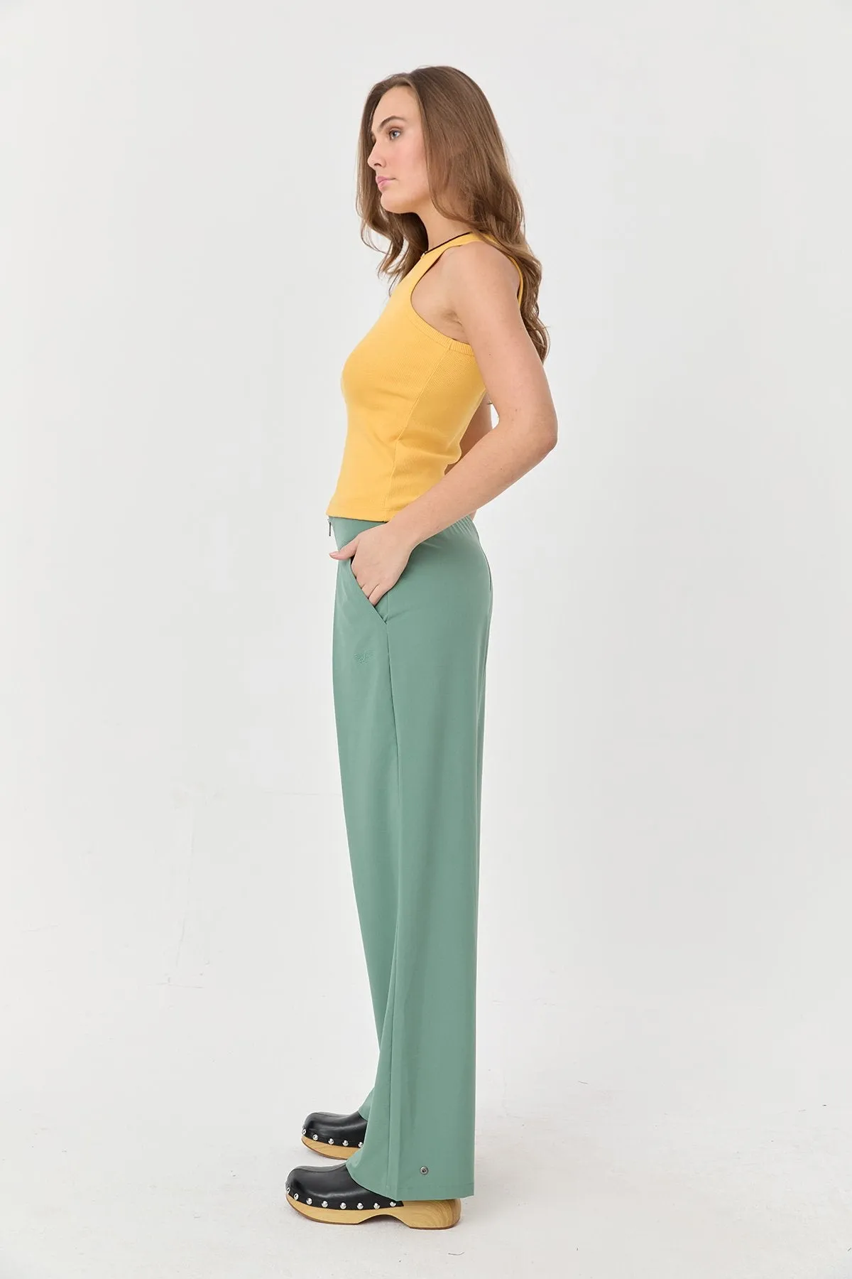 Women's Thın Lycra Woven Lıghtweıght Trousers