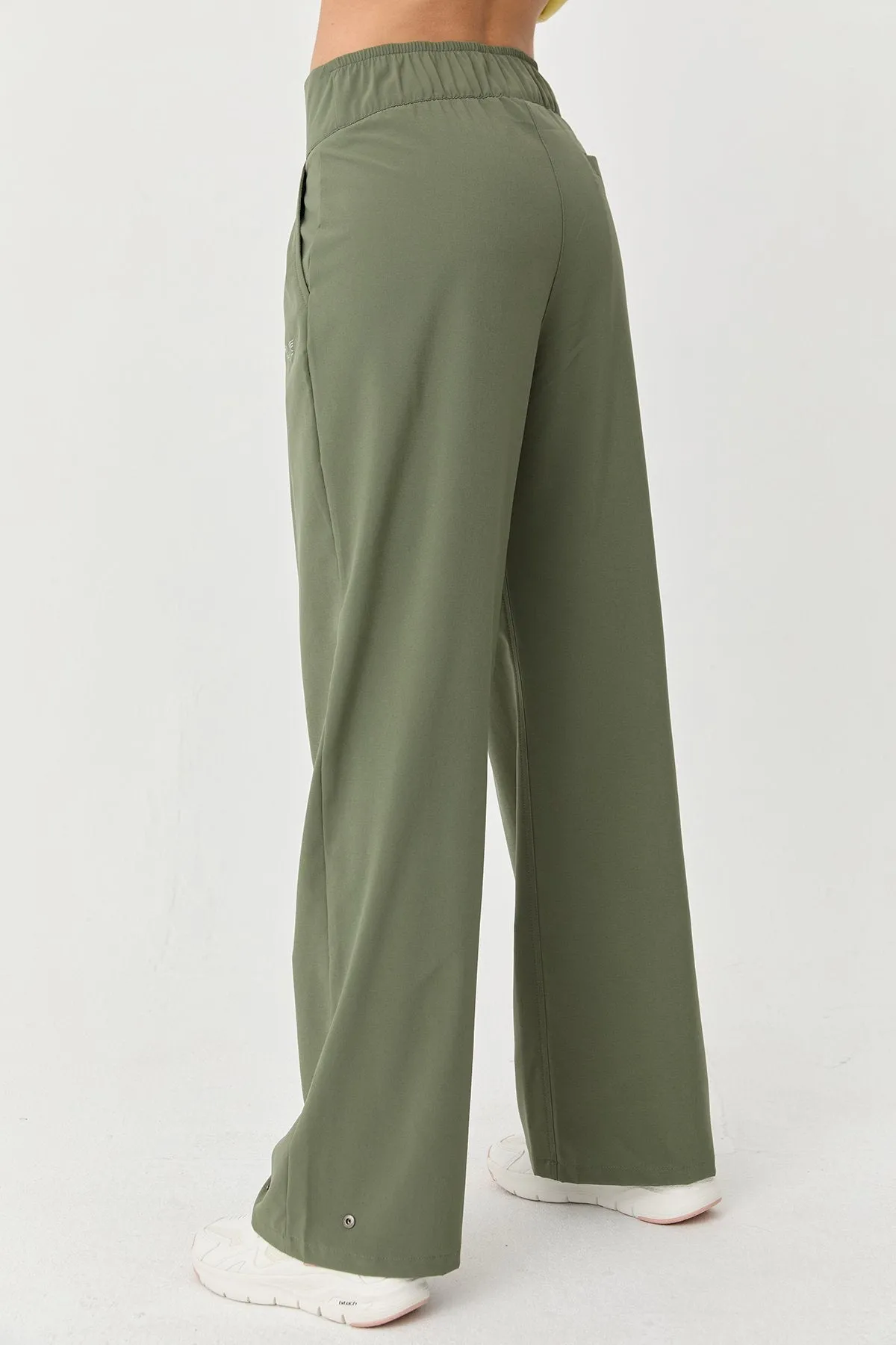 Women's Thın Lycra Woven Lıghtweıght Trousers