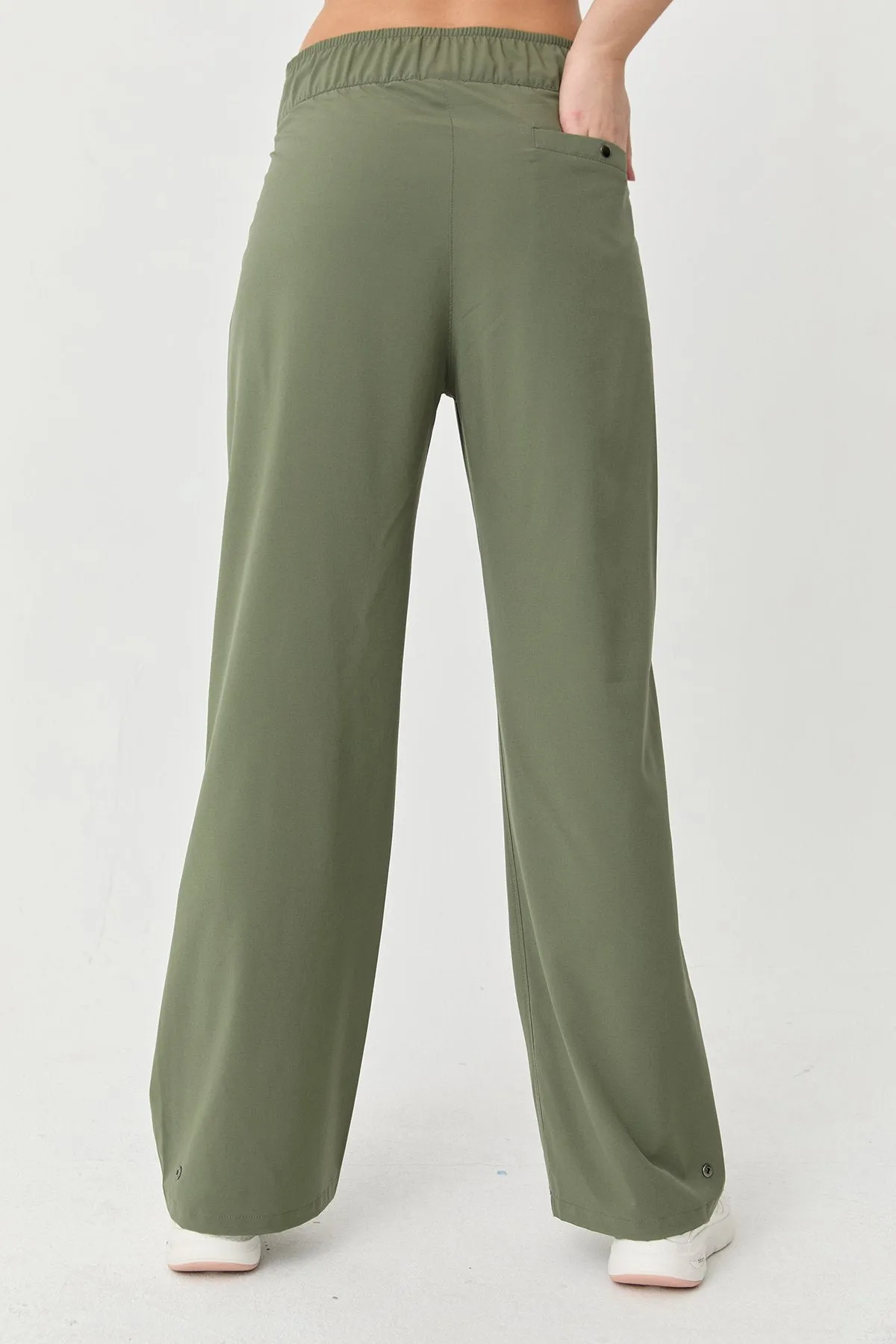 Women's Thın Lycra Woven Lıghtweıght Trousers