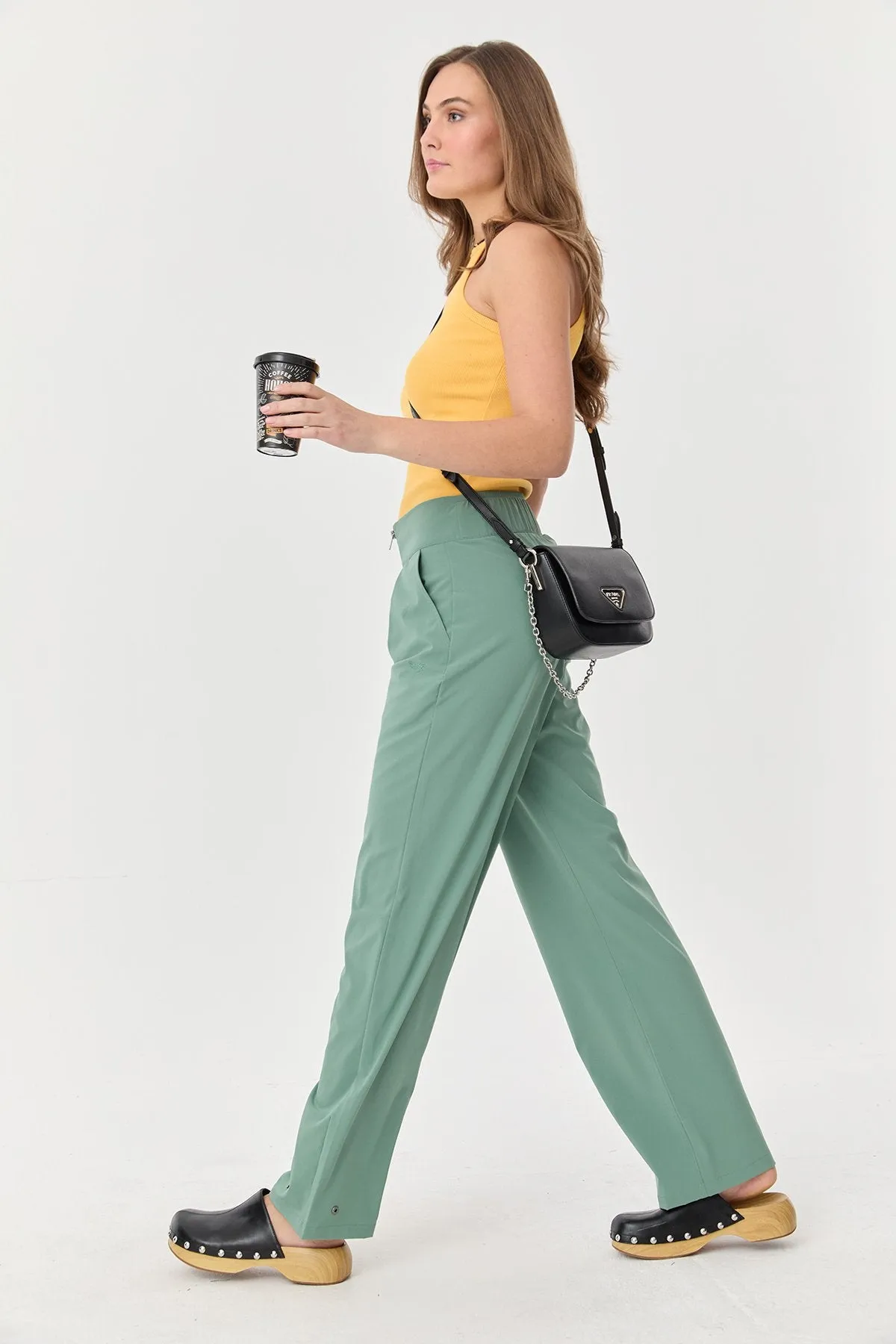 Women's Thın Lycra Woven Lıghtweıght Trousers