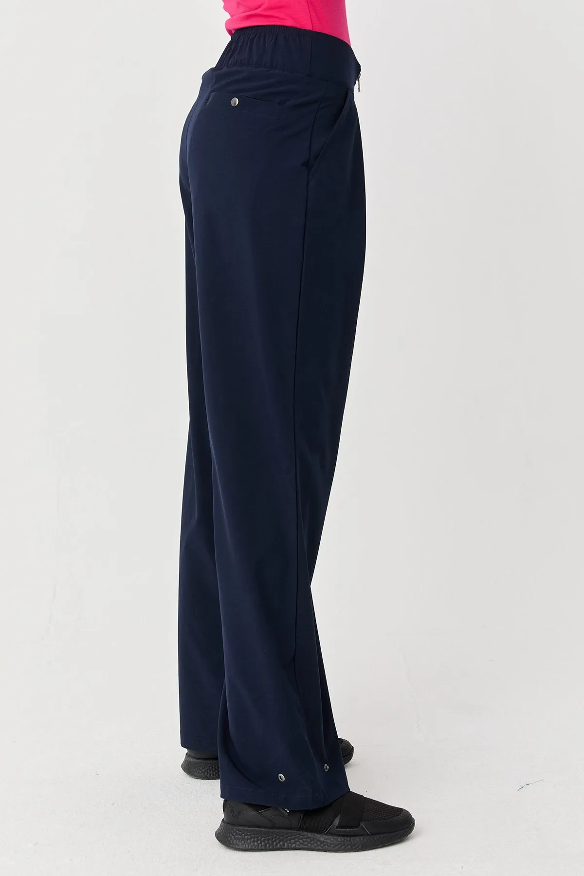 Women's Thın Lycra Woven Lıghtweıght Trousers