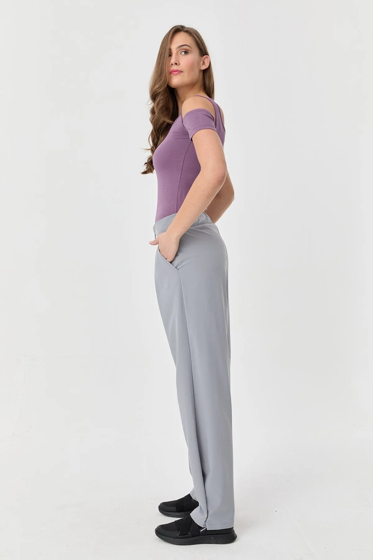 Women's Thın Lycra Woven Lıghtweıght Trousers